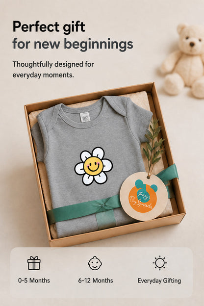 Smiling Flower baby onesie detail 8